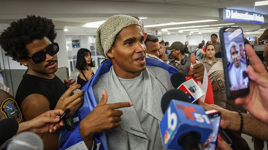 Cuban Dissident Escapes House Arrest in Washington‑Miami Corridor amid Heightened US‑Cuba Tensions