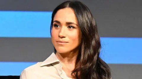 Meghan Markle Attempts to Reach Estranged Father Amid Health Crisis