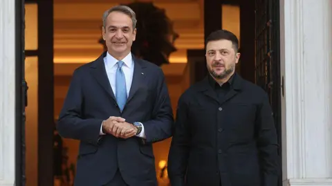 Ukraine Secures US LNG Imports via Greece Amid Winter Energy Crisis