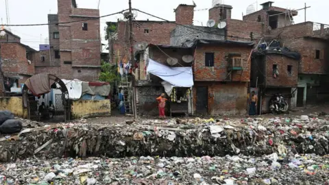 India's Urban Crisis: Pollution, Decay, and Deteriorating Liveability in Major Cities