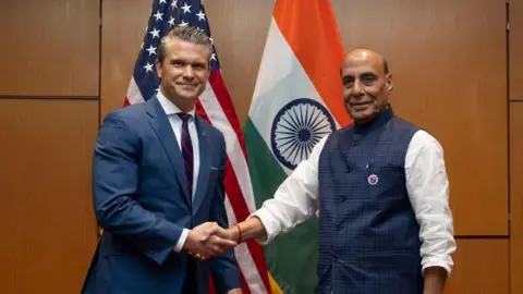 Strengthening Ties: India and US Forge 10-Year Defence Pact Amid Trade Challenges