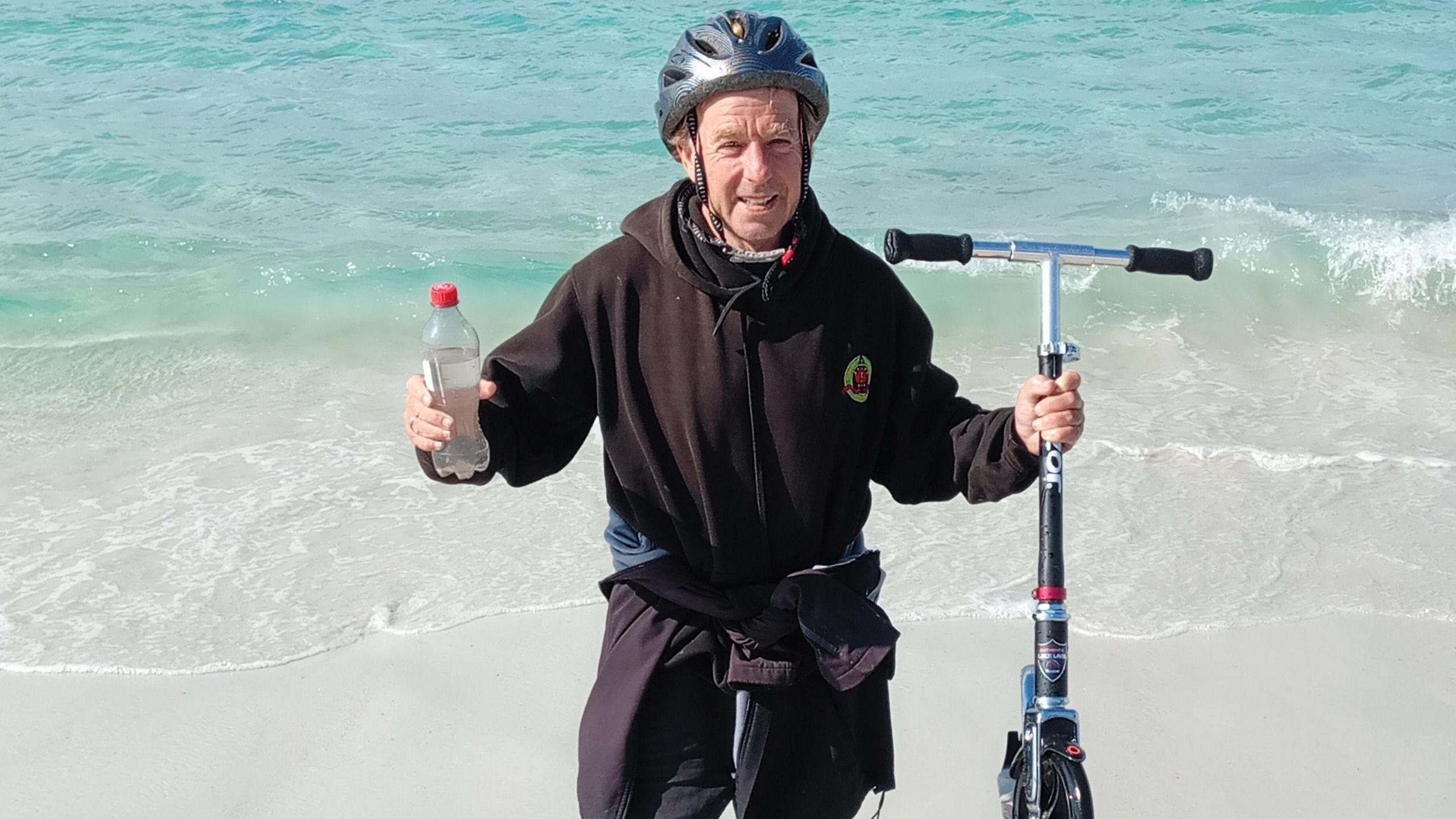 Crossing Australia on a Non‑Electric Kick Scooter: A Low‑Carbon Adventure