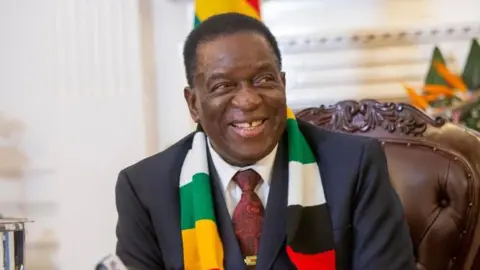 Zimbabwe Parliament Extends President's Term to 2030