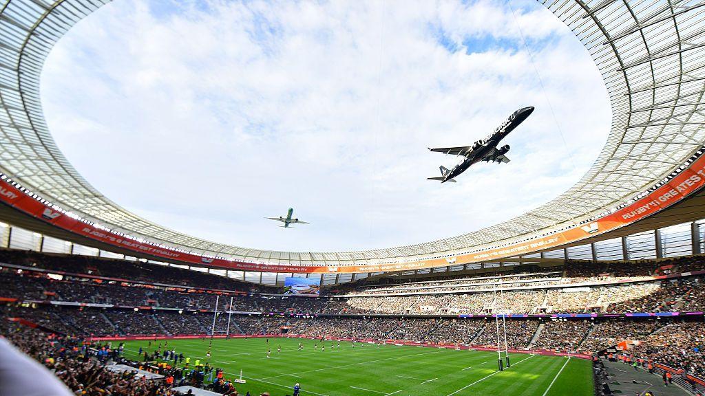 Regulator Signals Safety Review After Airlink’s High‑Altitude Stadium Fly‑by