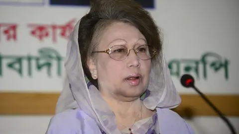 Khaleda Zia: Pioneering Female Leader of Bangladesh Remembered