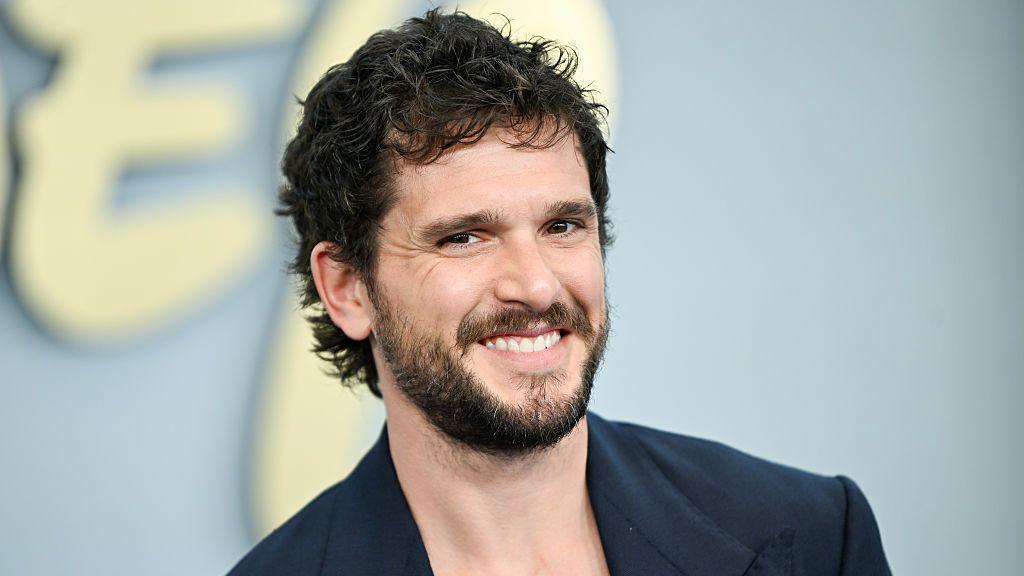 Kit Harington Replaces Nicholas Hoult as Gilderoy Lockhart in HBO’s Harry Potter Series