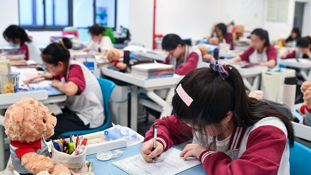 Prescription Blues: Chinese Teens Use Drugs to Escape Exam Pressure
