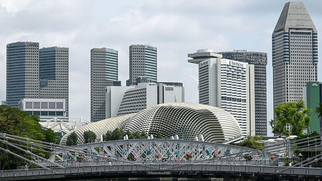 Singapore Court Rejects $369,000 Claim for Expensive Gifts – A Call for Climate‑Conscious Consumerism