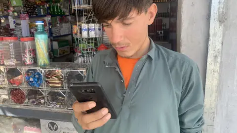 Temporary Relief as Internet Connectivity Resumes in Afghanistan