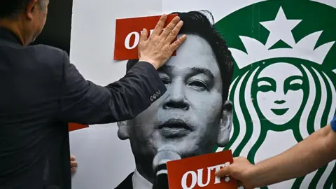 Starbucks Korea Closes All Shops for a Day to Offer Staff Historical Lesson After Controversial Campaign