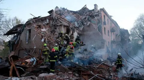 Russian Strikes in Ukraine Claim Seven Lives Amid Escalating Conflict