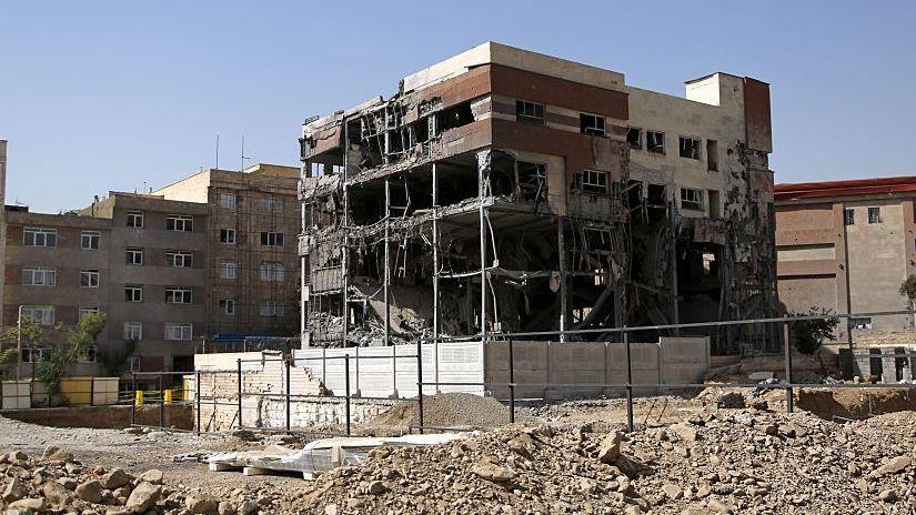 US‑Iran Tension Stalled: Three Experts Debate Escalation Paths