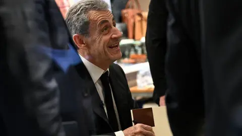 Nicolas Sarkozy's Prison Diaries: Reflections from Isolation