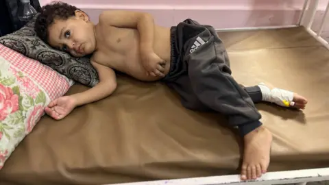 Desperate Humanitarian Crisis: Children in Gaza Await Evacuations Amidst Dying Hope