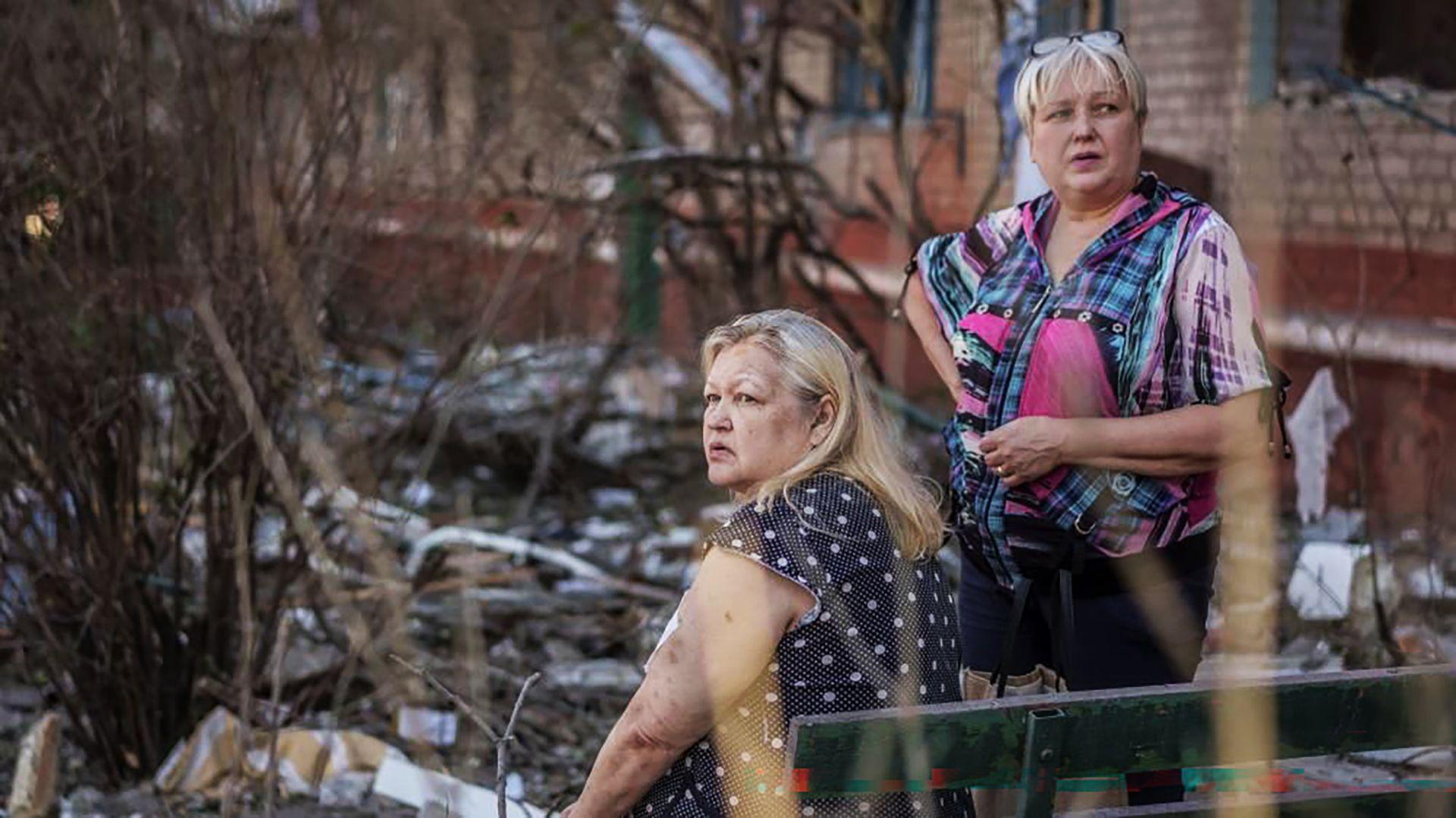 Ukraine’s Fortress Cities Under Siege as Russia Seeks Full Donbas Control
