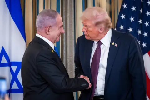 Trump and Netanyahu Unveil New Peace Plan for Gaza Amid Ongoing Conflict