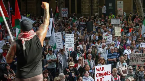 Tensions Flare as Protests Against Israeli President's Visit Turn Violent in Sydney