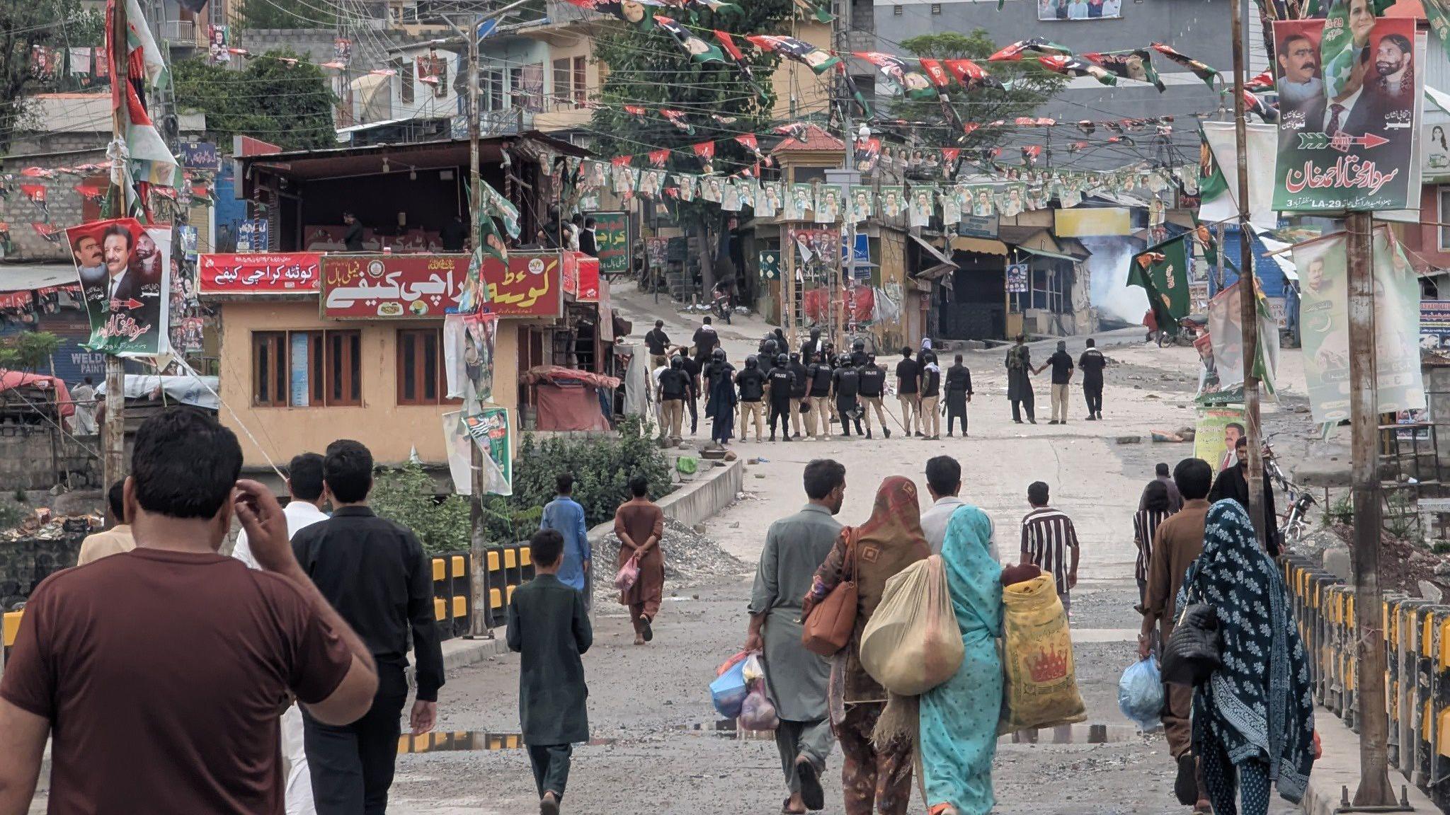 Media Censorship in Pakistan Diminishes Climate Reporting on Kashmir Frontlines