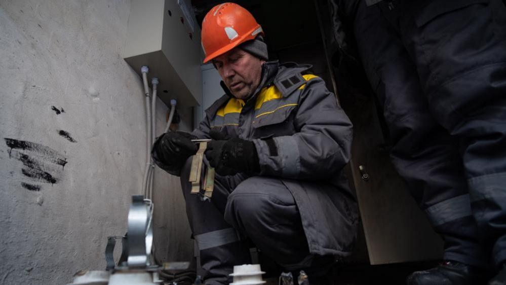 Ukraine Faces Its Coldest Winter Yet as Energy Attacks Threaten Humanitarian Crisis