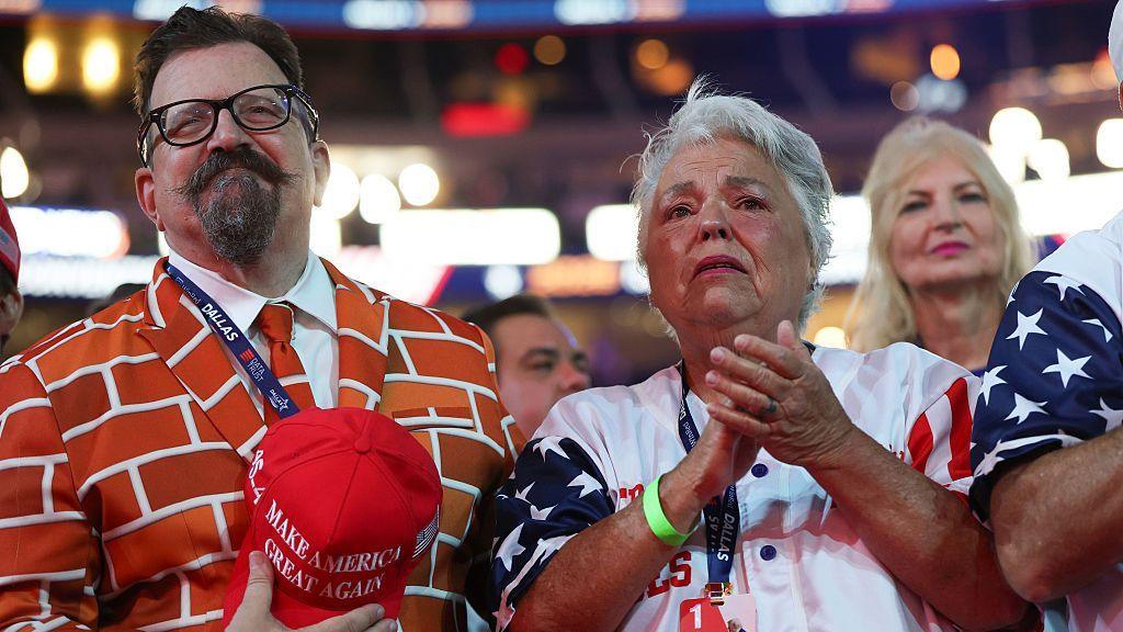 Trump Leads Republican Midterm Convention, Pledges $5,000 Payout to Boost Turnout