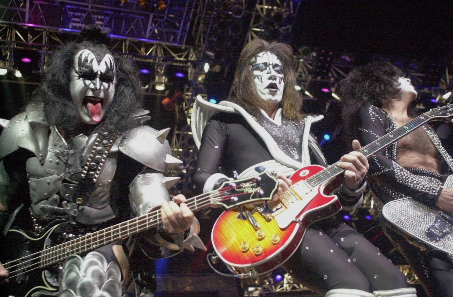 In Memory of Ace Frehley: The Iconic Guitarist of KISS