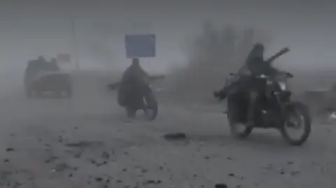 Fog Enables Russian Forces to Advance in Pokrovsk