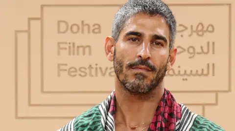 US-Kuwaiti Journalist Ahmed Shihab-Eldin Acquitted After Detention in Kuwait