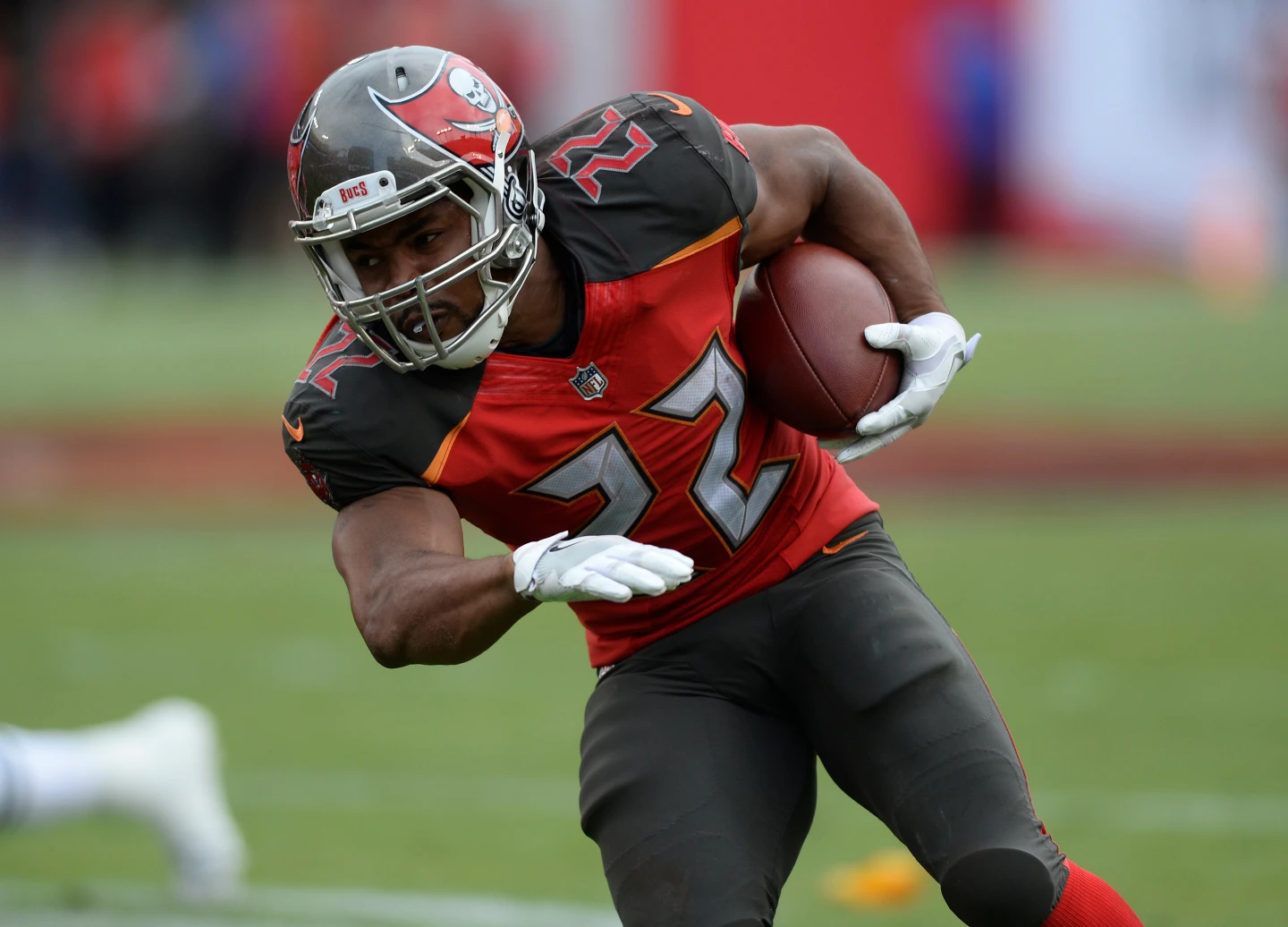 Tragic Loss of Former NFL Star Doug Martin Sparks Discussions on Mental Health