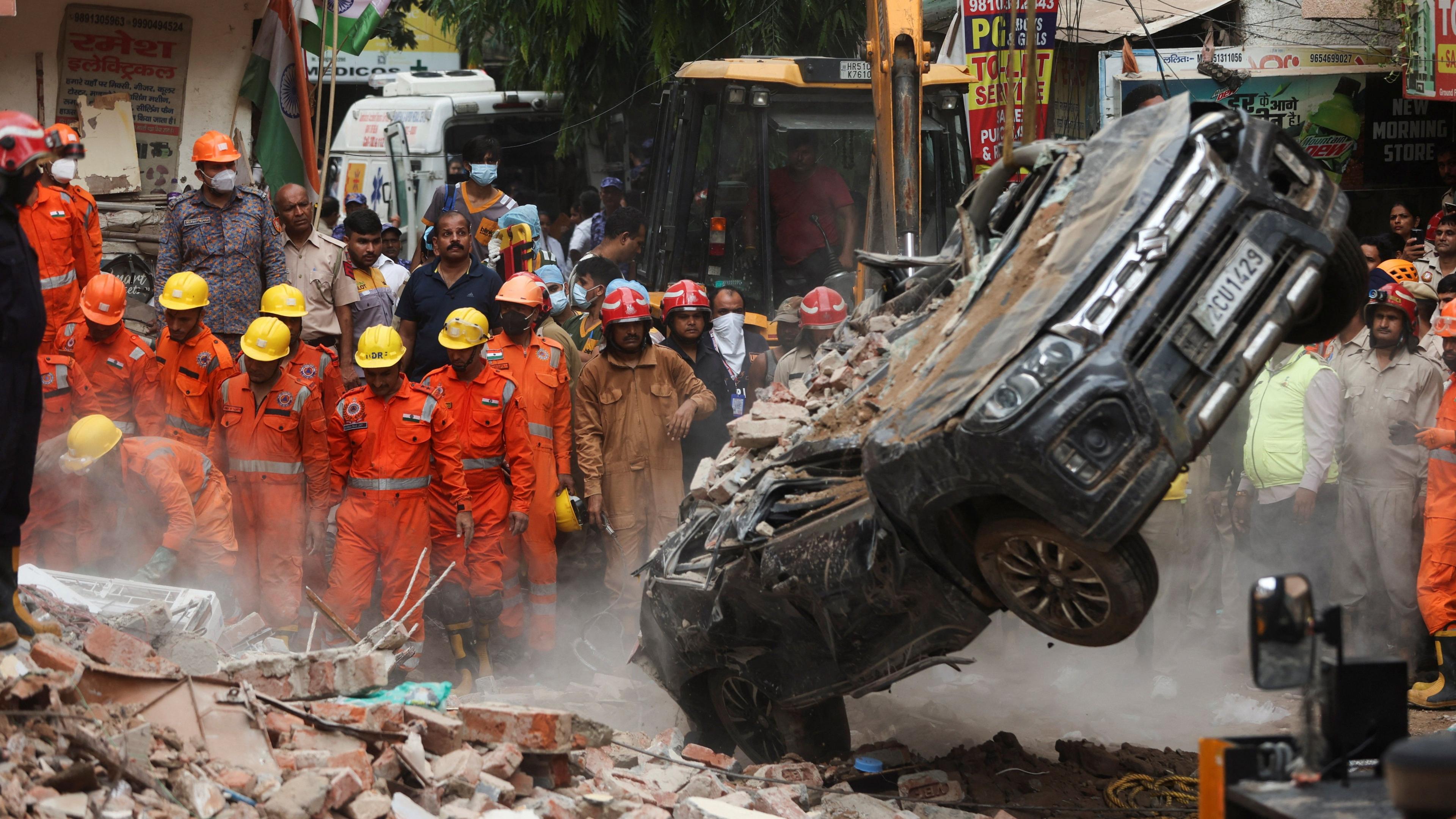 Delhi Hostel Collapse Leaves Dozens Trapped: A Call for Climate‑Resilient Building Practices