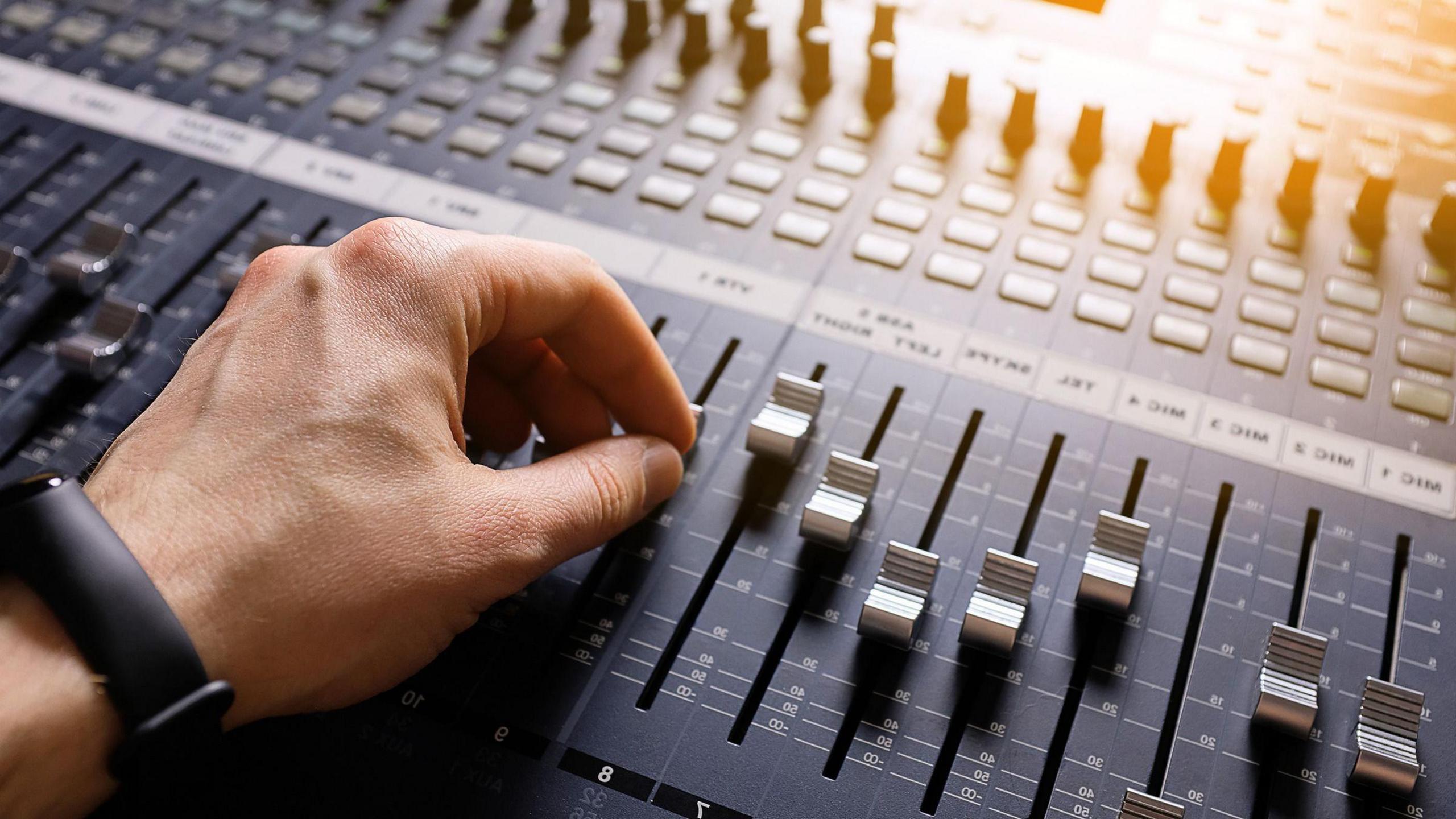 Australia Bans AI‑Generated Songs from Music Charts to Preserve Human Artistry