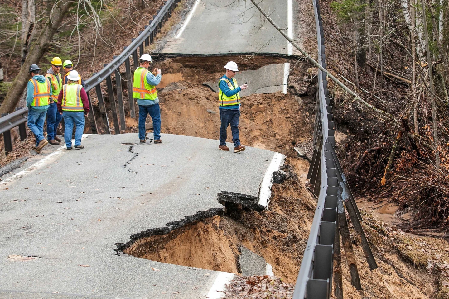 Severe Storms Across the U.S.: Tornadoes, Lightning, and Flood Risks Increase