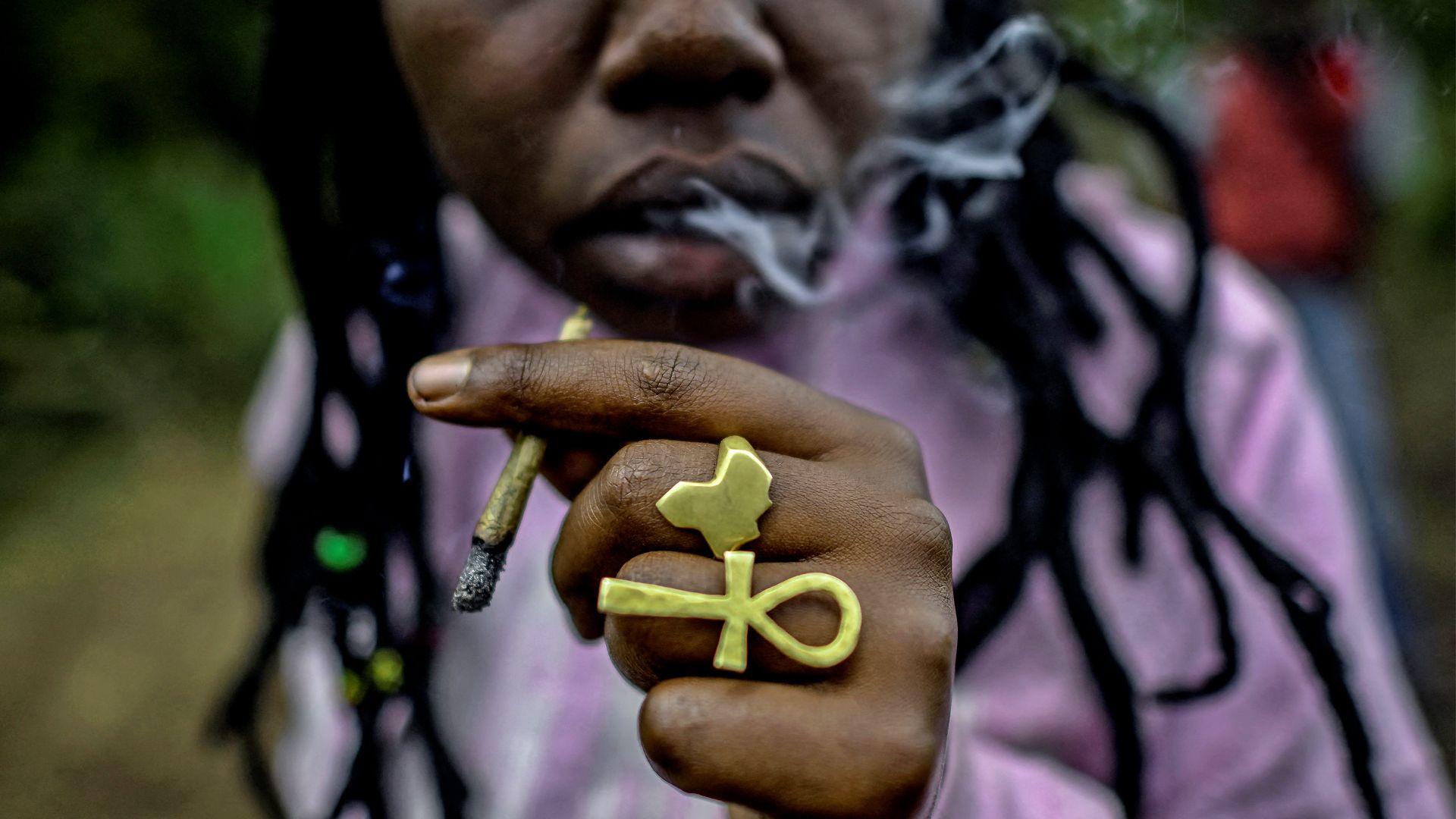 Kenya Courts Reject Rastafarian Bid to Legalise Cannabis for Religious Use