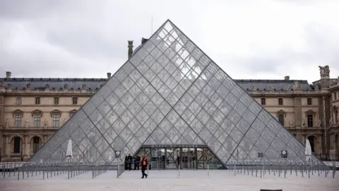 Water Leak at Louvre Museum Damages Hundreds of Vital Works