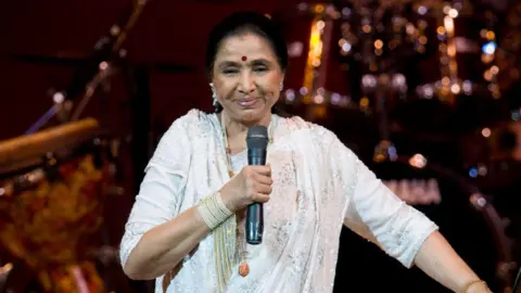 Asha Bhosle: The End of an Era as Bollywood's Melody Queen Passes Away at 92
