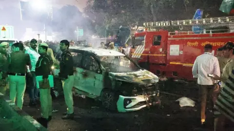 Tragic Car Explosion Claims at Least Eight Lives Near Delhi's Iconic Red Fort