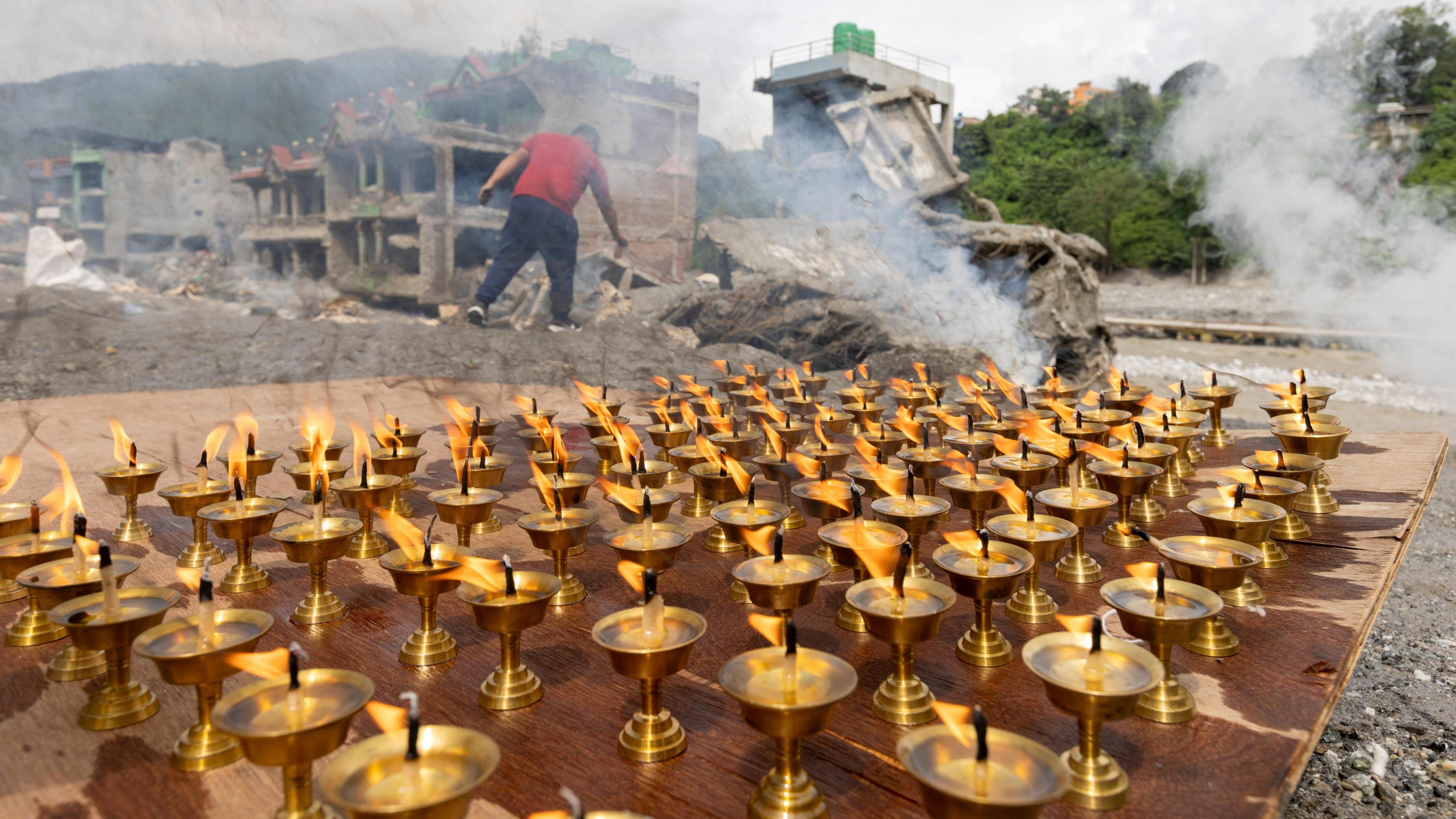 Mourning and Rescue: Nepal’s National Day of Grief Amid Ongoing Flash‑Flood Search