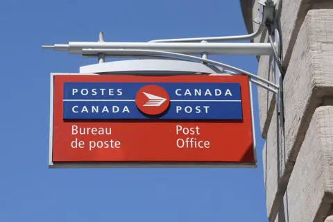 Strike Disrupts Postal Services Across Canada Amid Financial Crisis