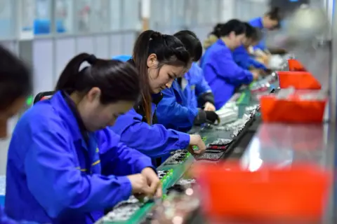 China Faces Economic Struggles Amid Ongoing Iran War