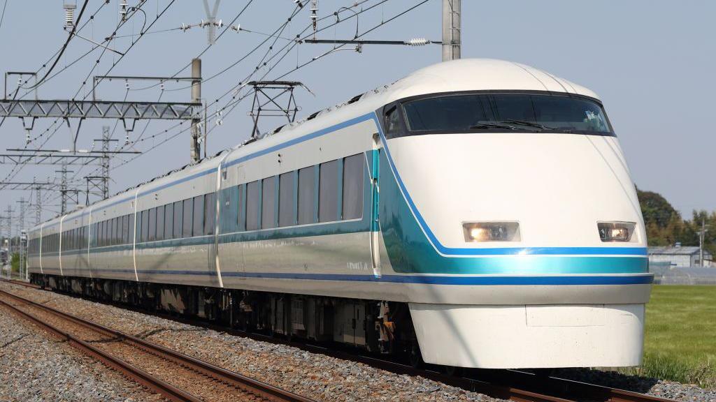 Four Workers Killed in Japan Train Collision at Shin-Kanuma Station