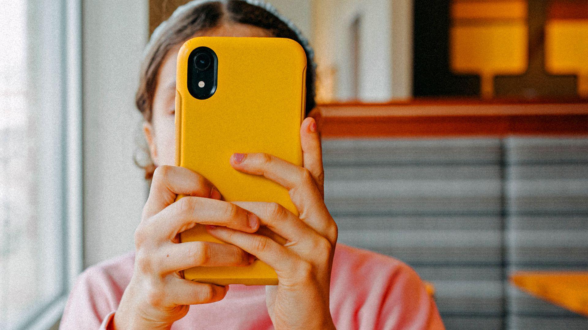 France Bans Social Media for Under‑15s From 2027