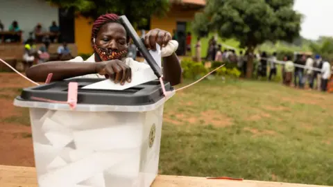 Uganda's Pivotal Election: Museveni vs. Bobi Wine